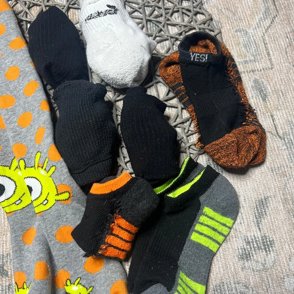 Bundle mixed size socks